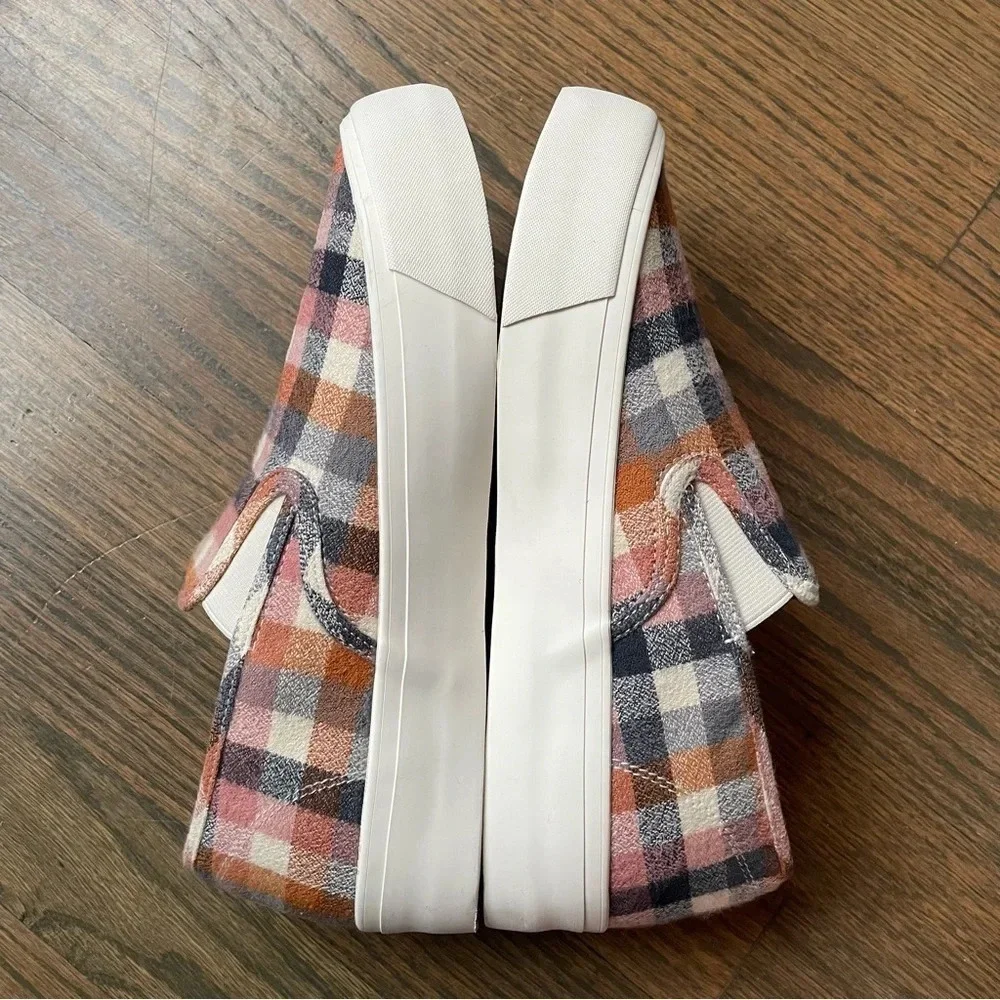 SeaVees, Baja Slip On Platform in Chai Check Flannel Women 9